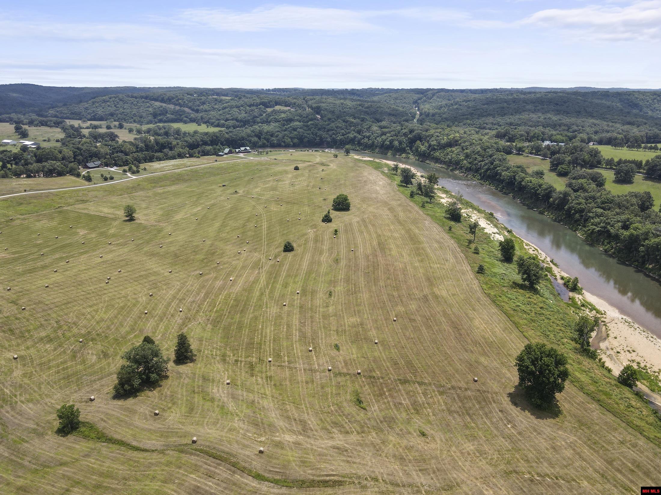 Photo 12 - Land for sale – 1402030000000  HWY PP   Tecumseh, MO