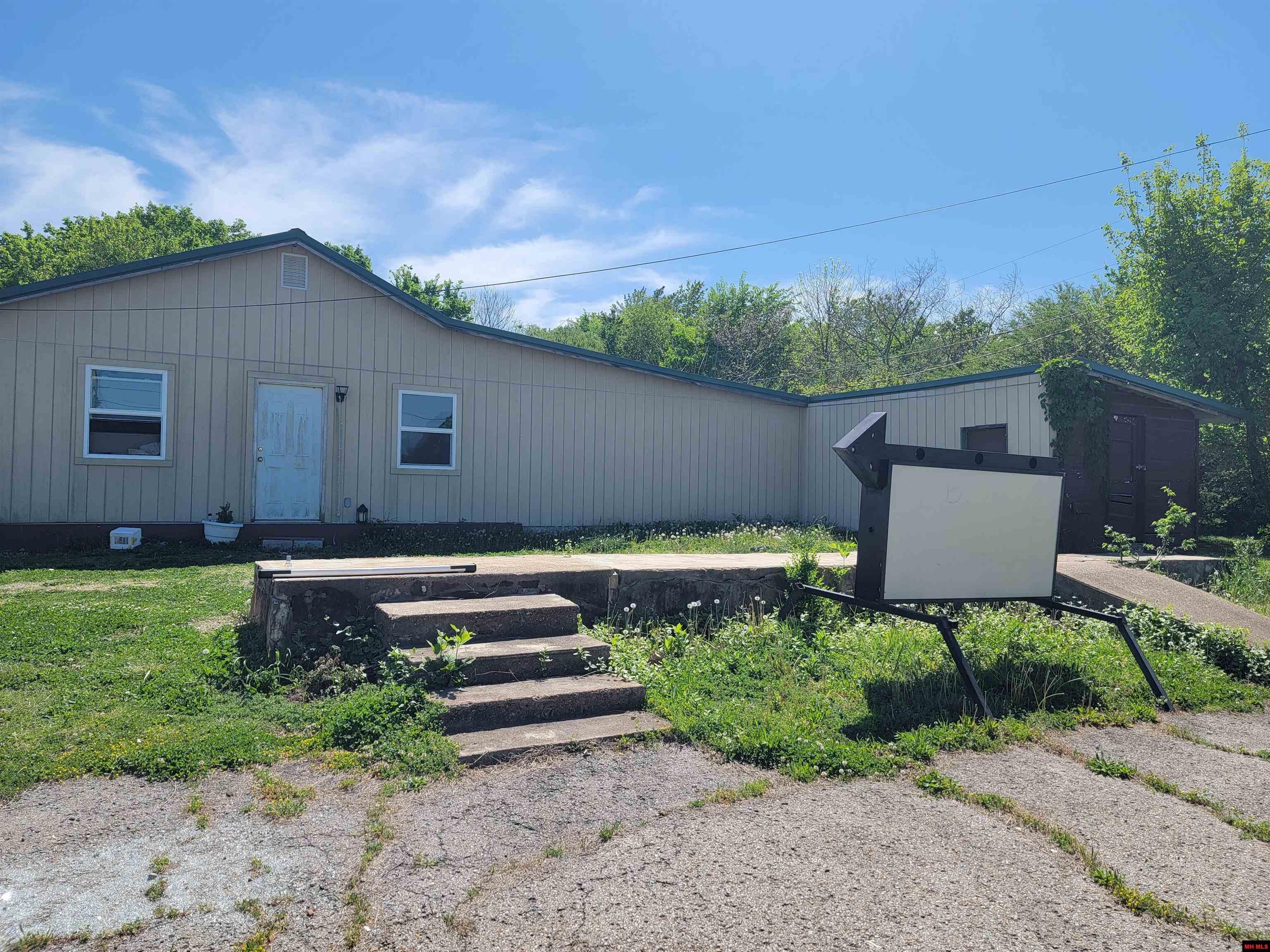 Photo 2 - Residential for sale – 6498 W HWY 178   Lakeview, AR