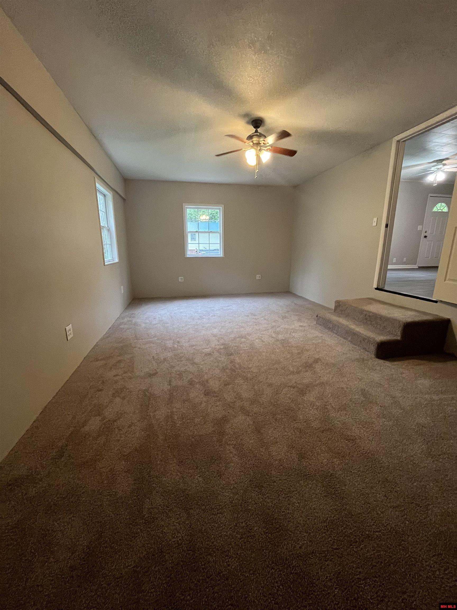 Photo 15 - Residential for sale – 131 N PINE STREET   Salem, AR
